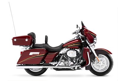 FLHTCSE Screamin’ Eagle Electra Glide 2